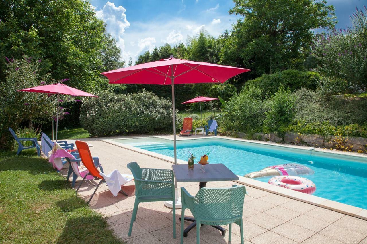 Le Lion D'Or Hotell Manzac-sur-Vern Exteriör bild