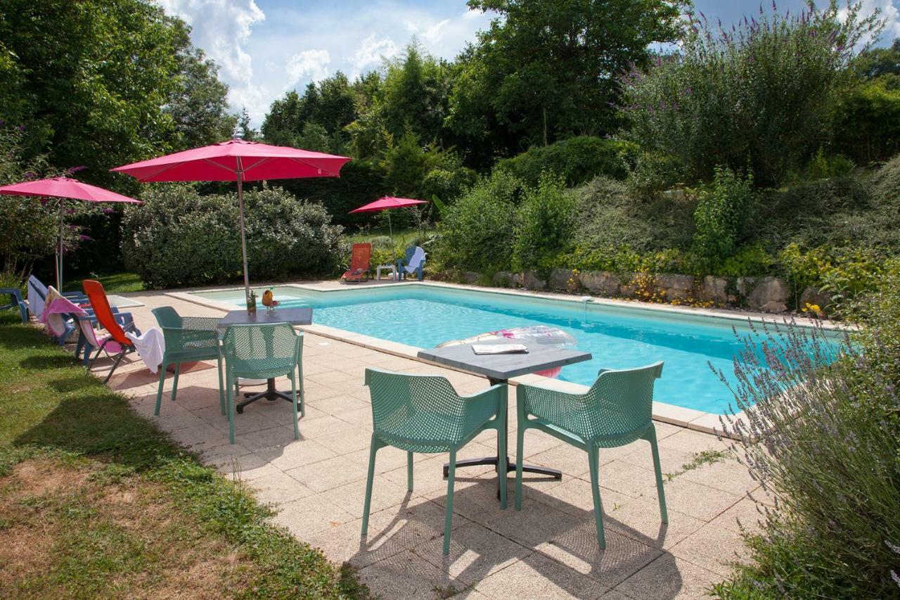 Le Lion D'Or Hotell Manzac-sur-Vern Exteriör bild